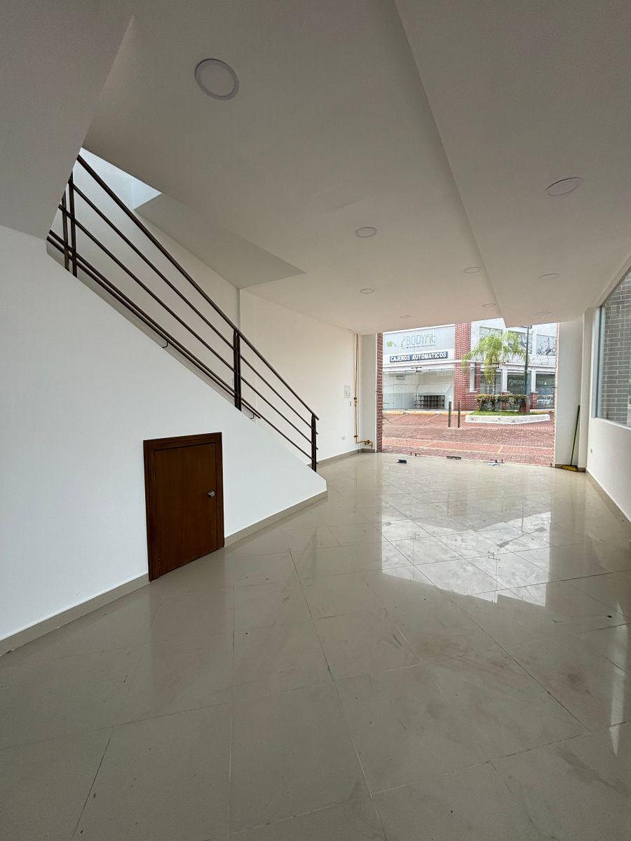 Venta de Local Comercial de 90 m², Centro Comercial Mix Center (Oportunidad Solo de Contado), Guayas — imagen 8