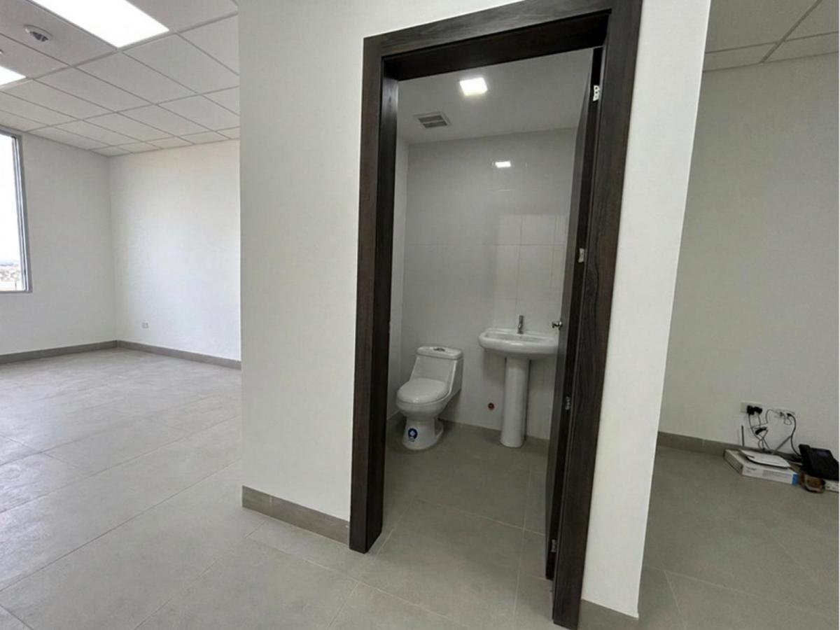 Consultorio Médico en Venta – Torre Médica Semedic La Aurora Andsa, Guayas — imagen 7