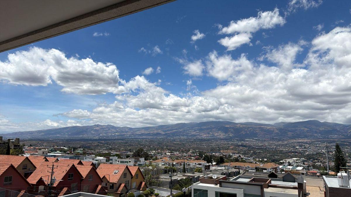 Venta Departamento Amoblado con Diseño y Muebles Koia – San Juan de Cumbayá — imagen 6