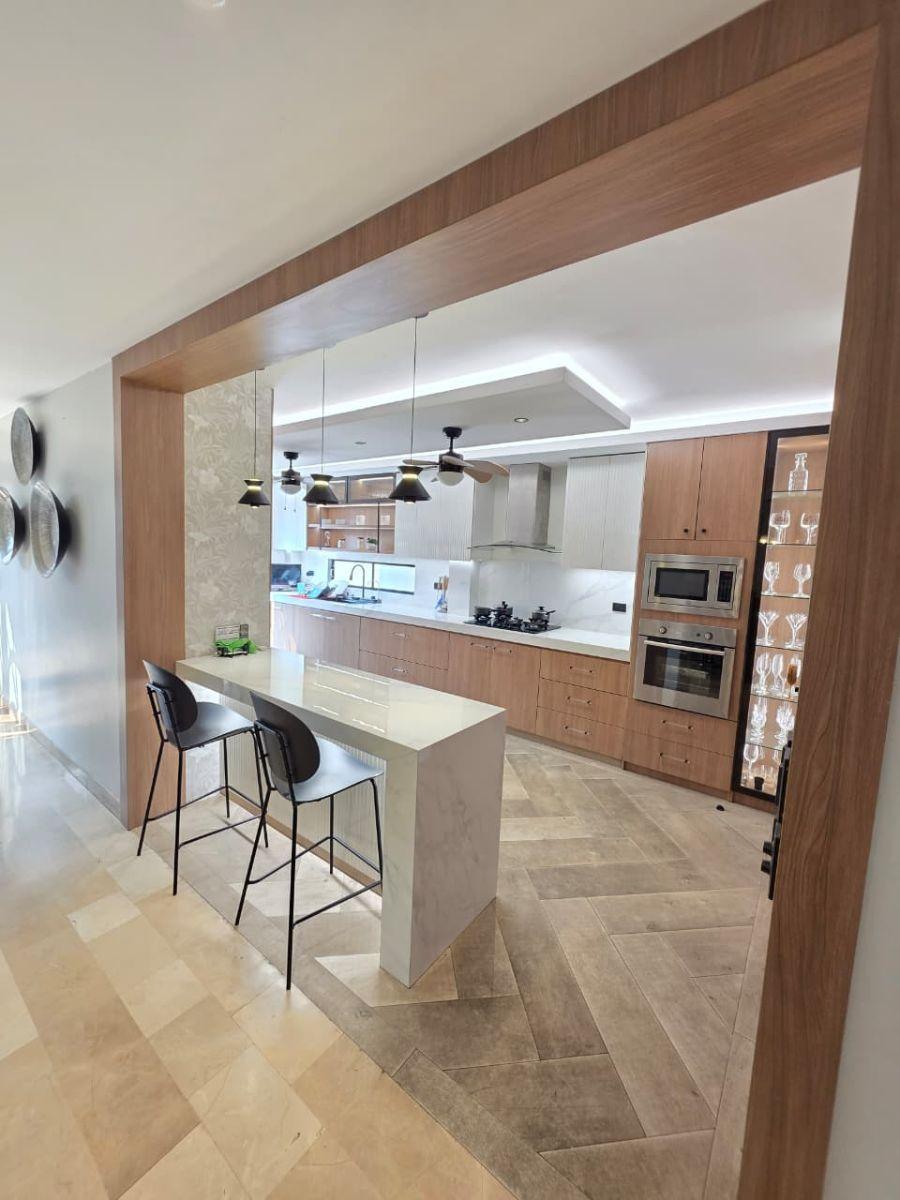 Ciudad Celeste - Residencia Remodelada en Venta - Samborondon, Guayas — imagen 8