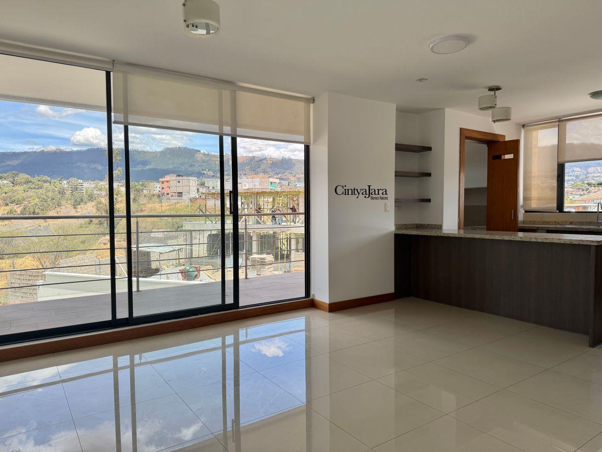 Suite de Venta en Cumbayá, con Vista y Terraza — imagen 8