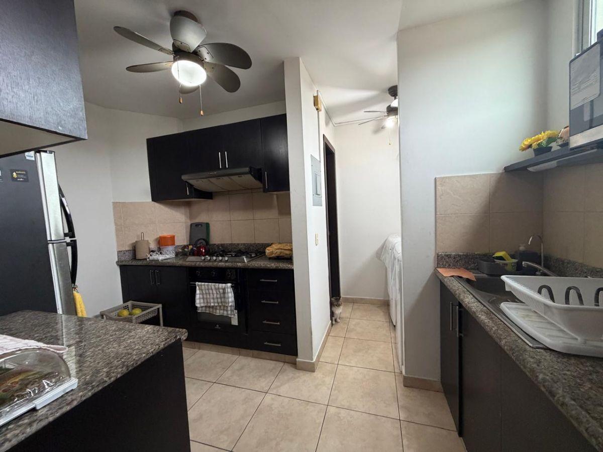 Departamento de 98 m² con 3 Dorm. en Venta en Vía a La Costa - J. León, Guayas — imagen 4