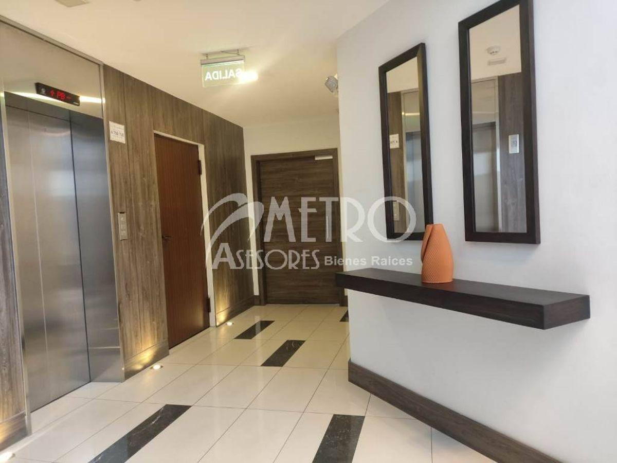Moderno Departamento de 105 m² en Venta en Granda Centeno — imagen 8