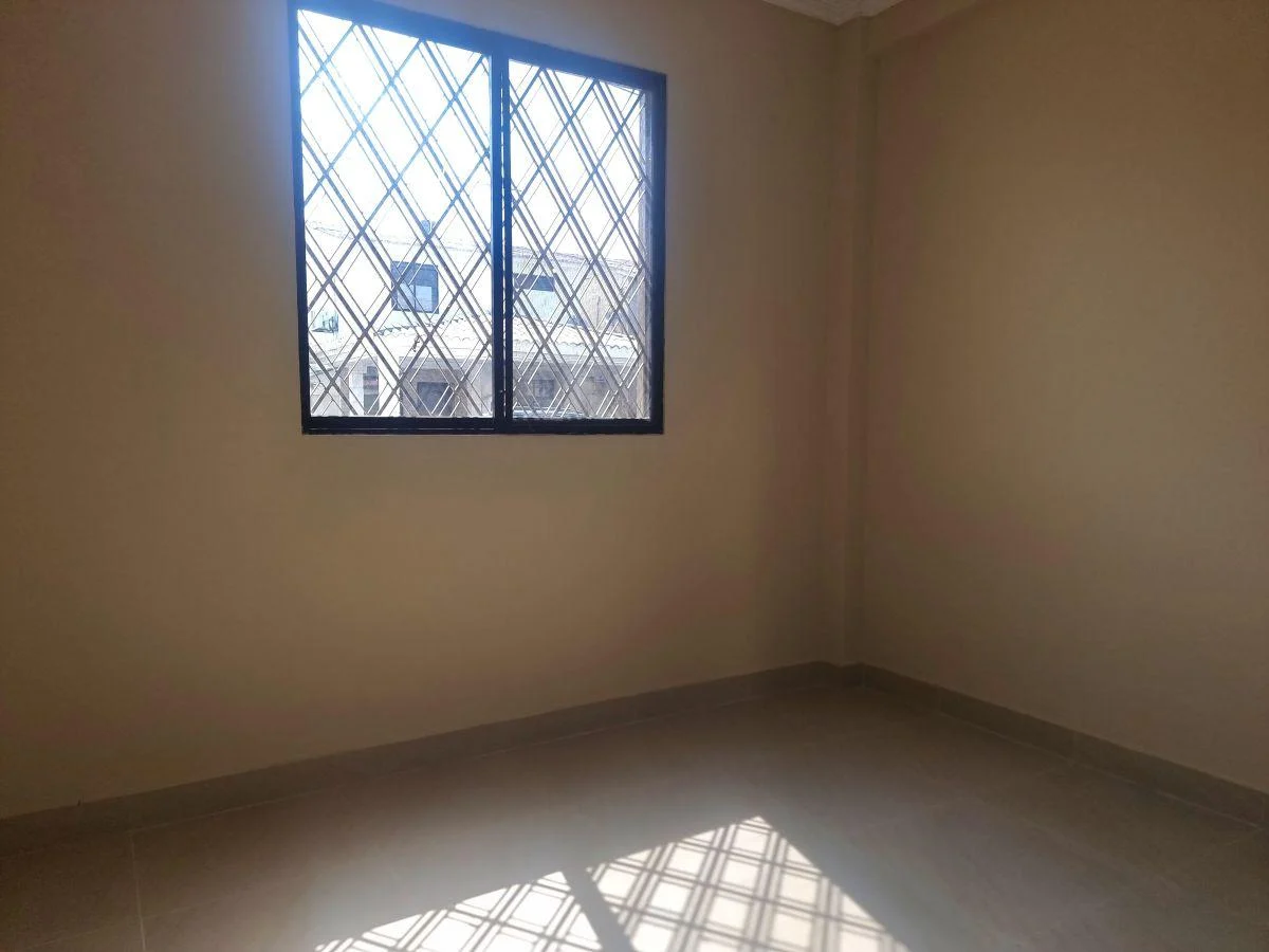 Casa de Venta en La Urbanización Milann, Vía a Salitre, 3 Dorm.. Guayas — imagen 8