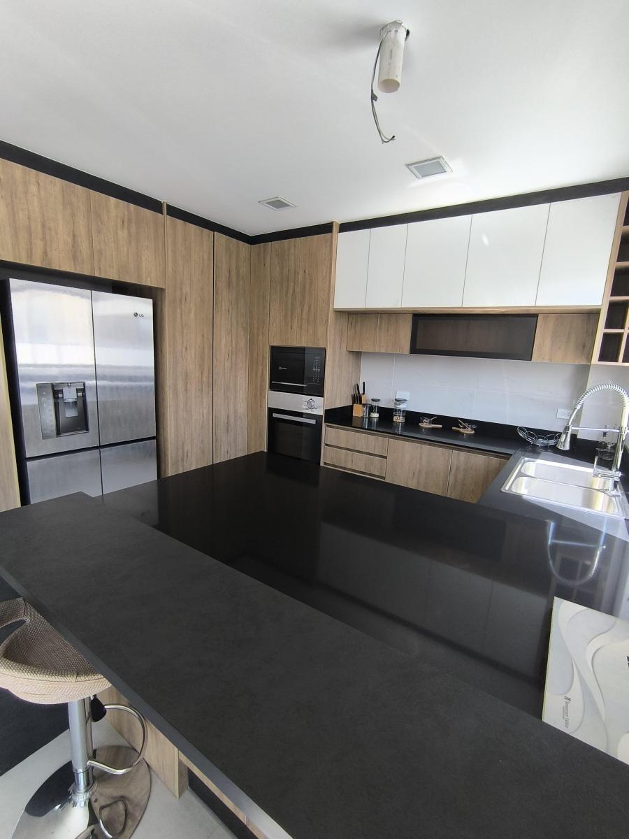 La Armenia Casas con Basement — imagen 5