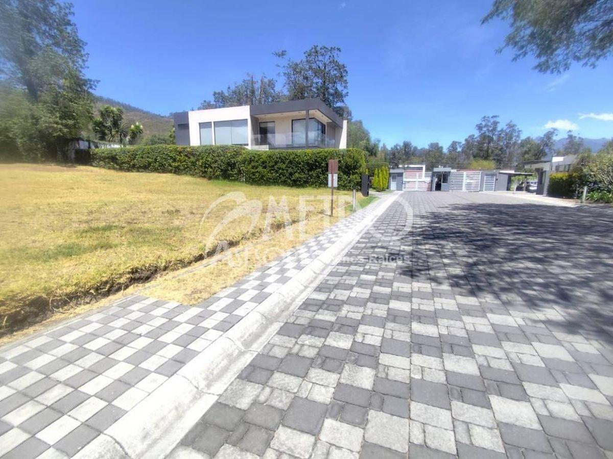 Terreno de 756 m² de Venta en Cumbayá Pacho Salas — imagen 8