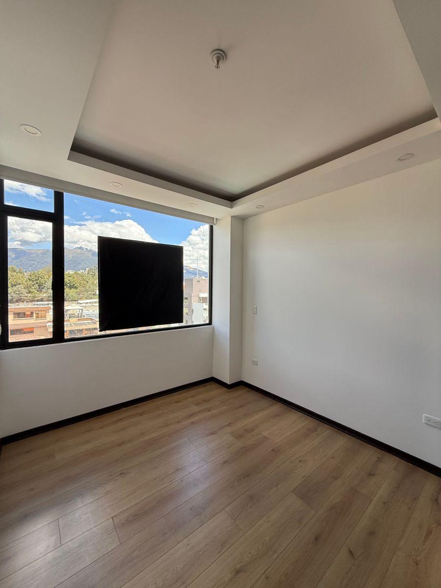 Departamento de 190 m² con 4 Dorm. en Venta en Lomas de Monteserrín — imagen 7