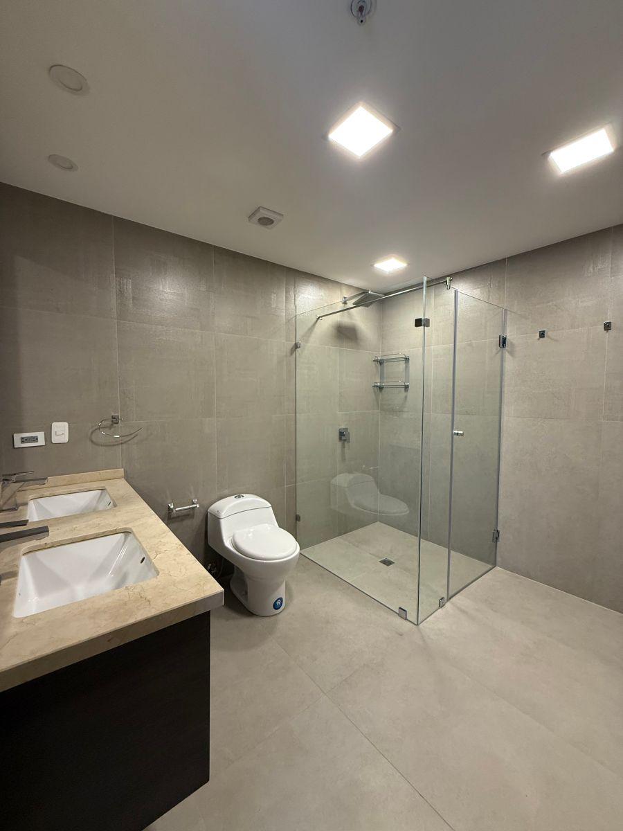 Departamento de 190 m² con 4 Dorm. en Venta en Lomas de Monteserrín — imagen 5