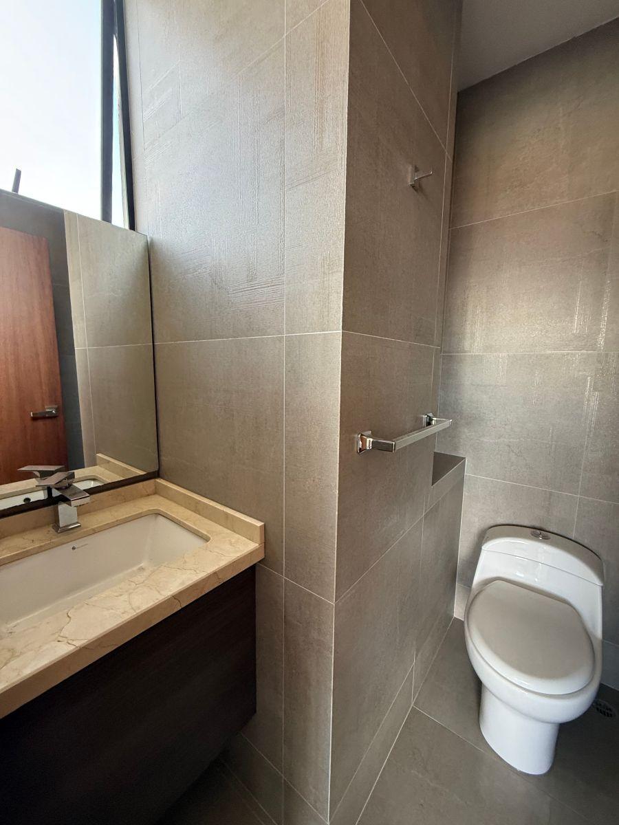 Departamento de 190 m² con 4 Dorm. en Venta en Lomas de Monteserrín — imagen 3