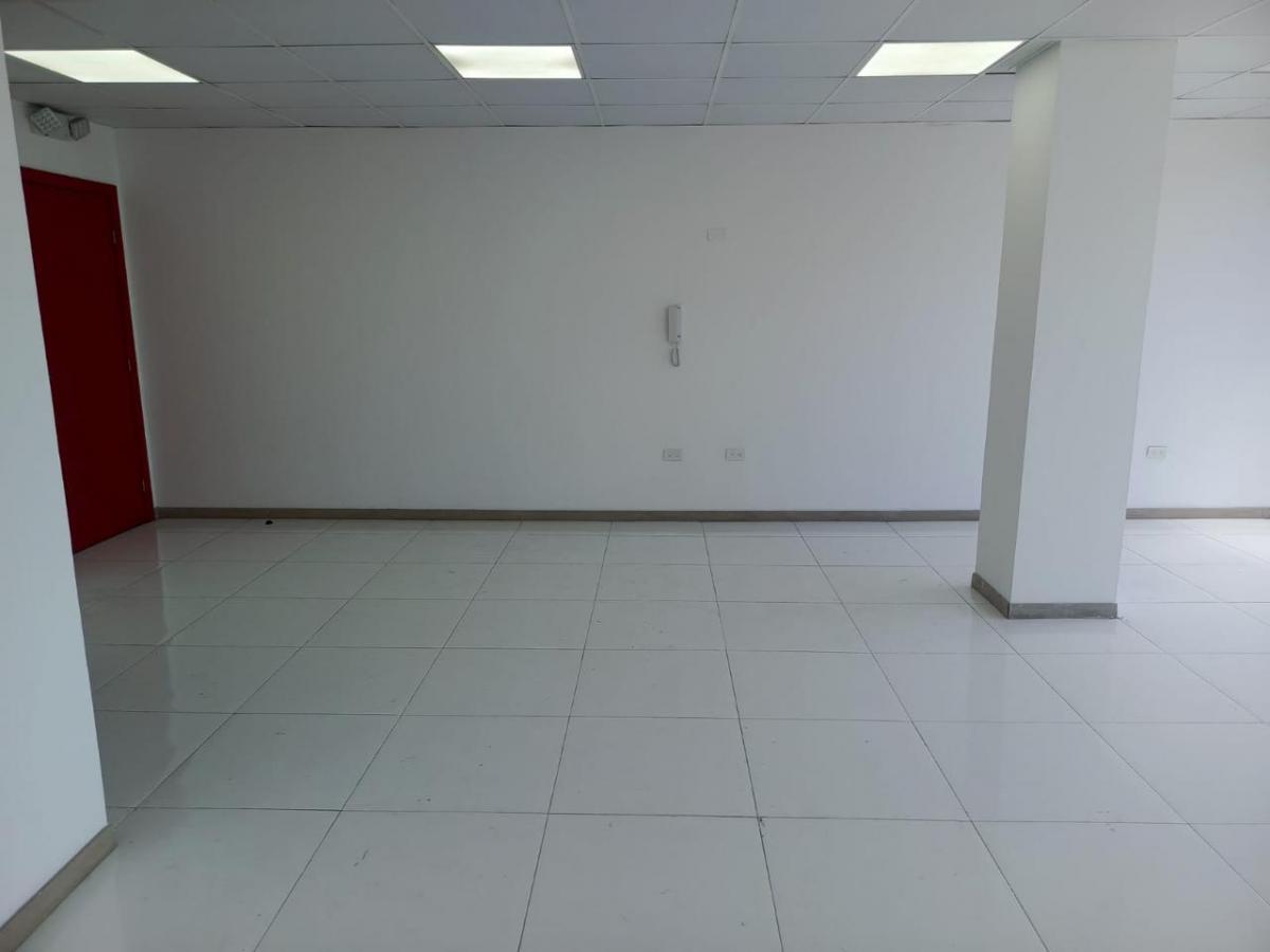 Venta Oficina en El Sector Granda Centeno — imagen 8