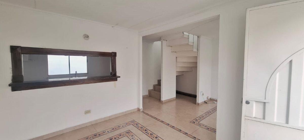 Venta Casa Calderon (Calle Duchicela) — imagen 9