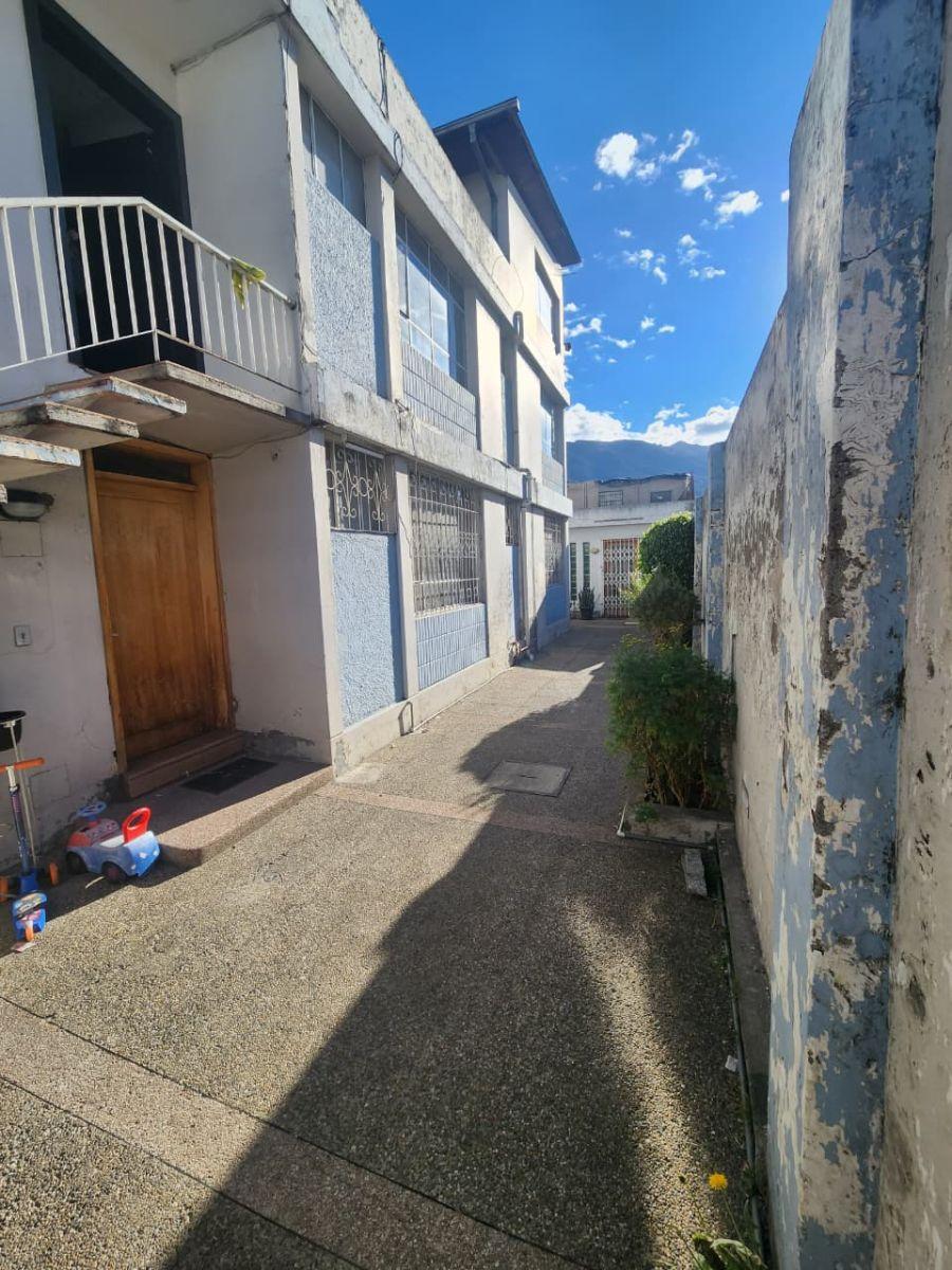 Oportunidad Casa en Venta en Sector de La Plaza de Toros Jipijapa — imagen 6