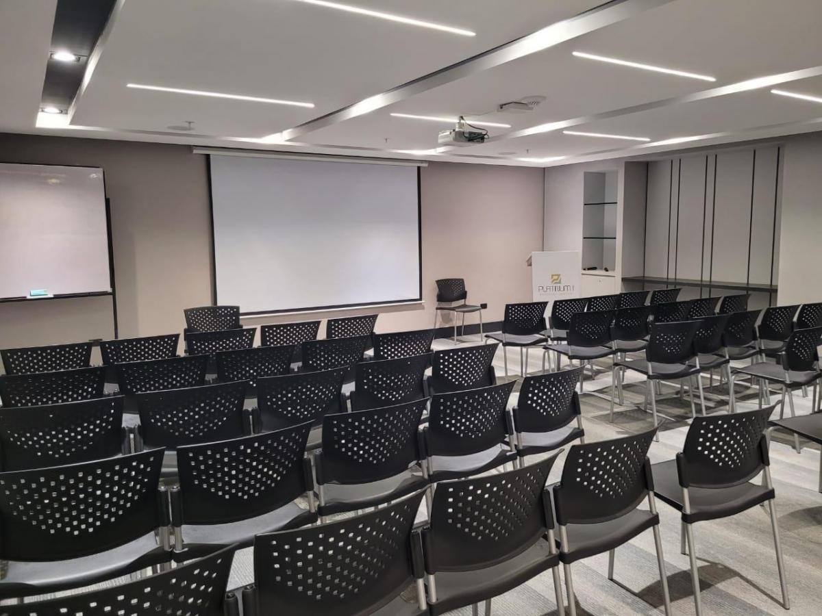 Se Vende Oficina Edificio Platinium I, Ciudad Milenium (Monij), Guayas — imagen 7