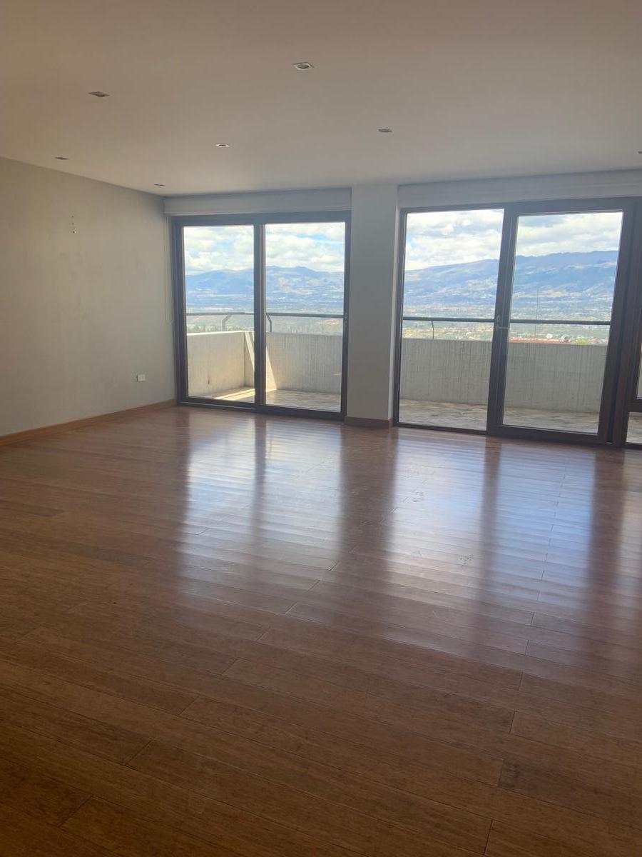 Oportunidad Cumbaya Venta Departamento con Vista en Edificio de Lujo (Pr) — imagen 10