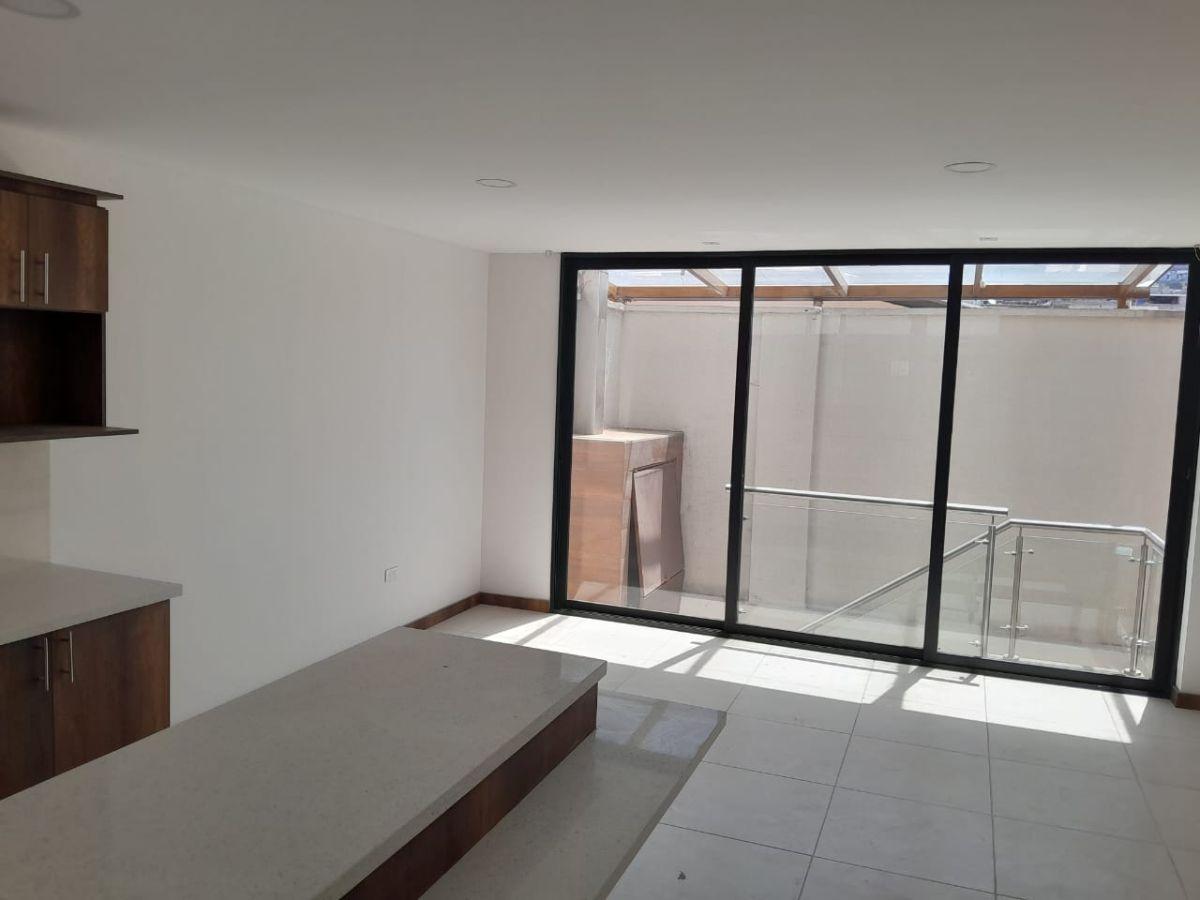 Casa de Venta por Estrenar con 280 m², 4 Dorm. en Conjunto Privado - Cumbaya — imagen 5
