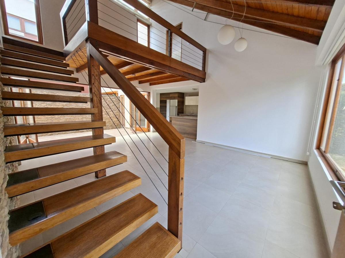Vendo Hermosa Casa a 5 Minutos del Colegio Menor — imagen 7