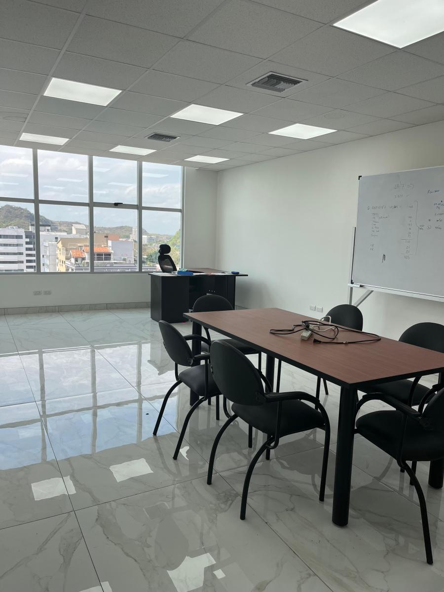 Oficina en Venta y Renta en Edificio 100 Olivos Parc - Ceibos, Guayas — imagen 8