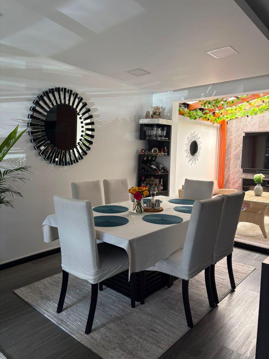 Conjunto Seguro de U & S Portal de Florencia Casa de 176 m² con 4 Habitaciones en Venta en Carcelén — imagen 8