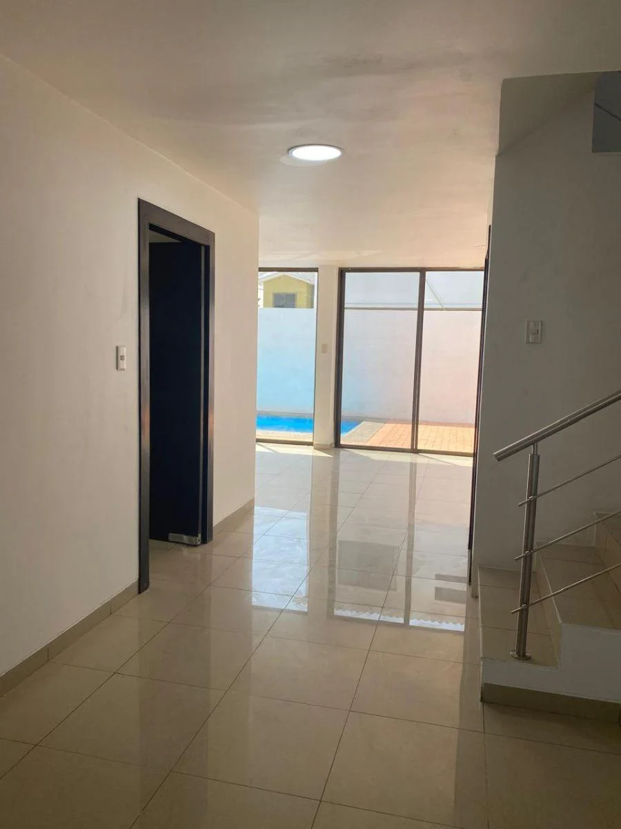 Casa en Mallorca Village Esquinera con Piscina, Guayas — imagen 10