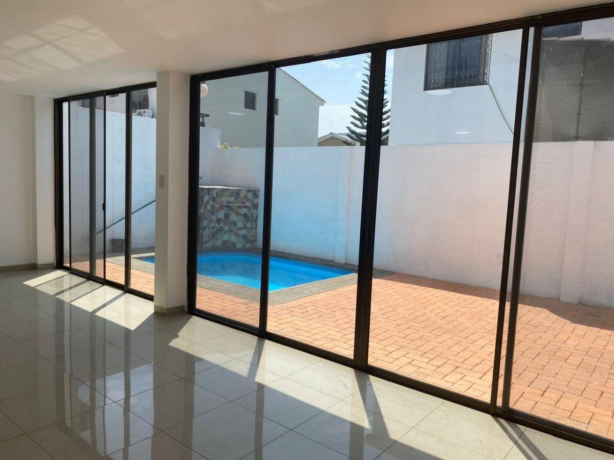 Casa en Mallorca Village Esquinera con Piscina, Guayas — imagen 8