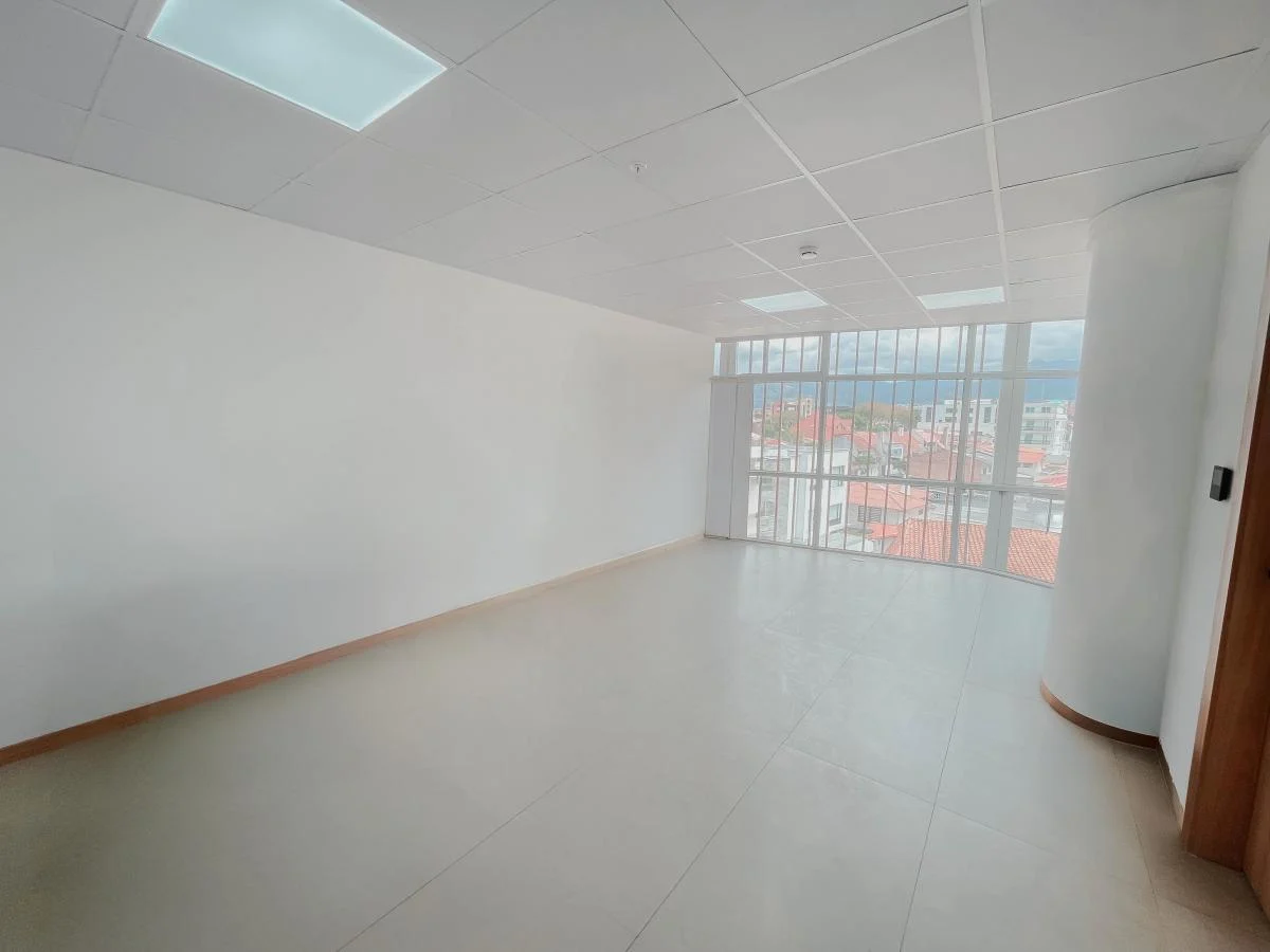 Oficina en Venta | Edificio Luzán, Azuay — imagen 6