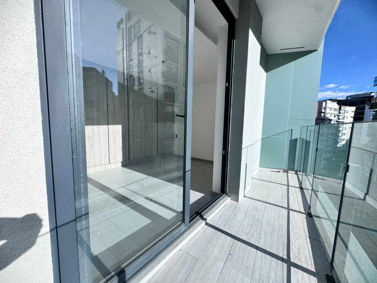 Departamento en Venta de 2 Dorm. Sector República del Salvador — imagen 10