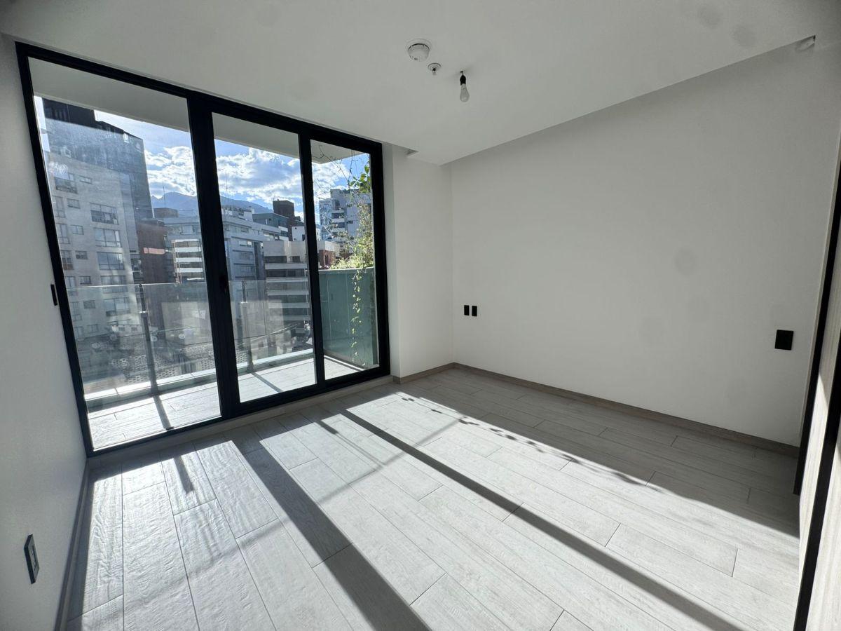 Departamento en Venta de 2 Dorm. Sector República del Salvador — imagen 4