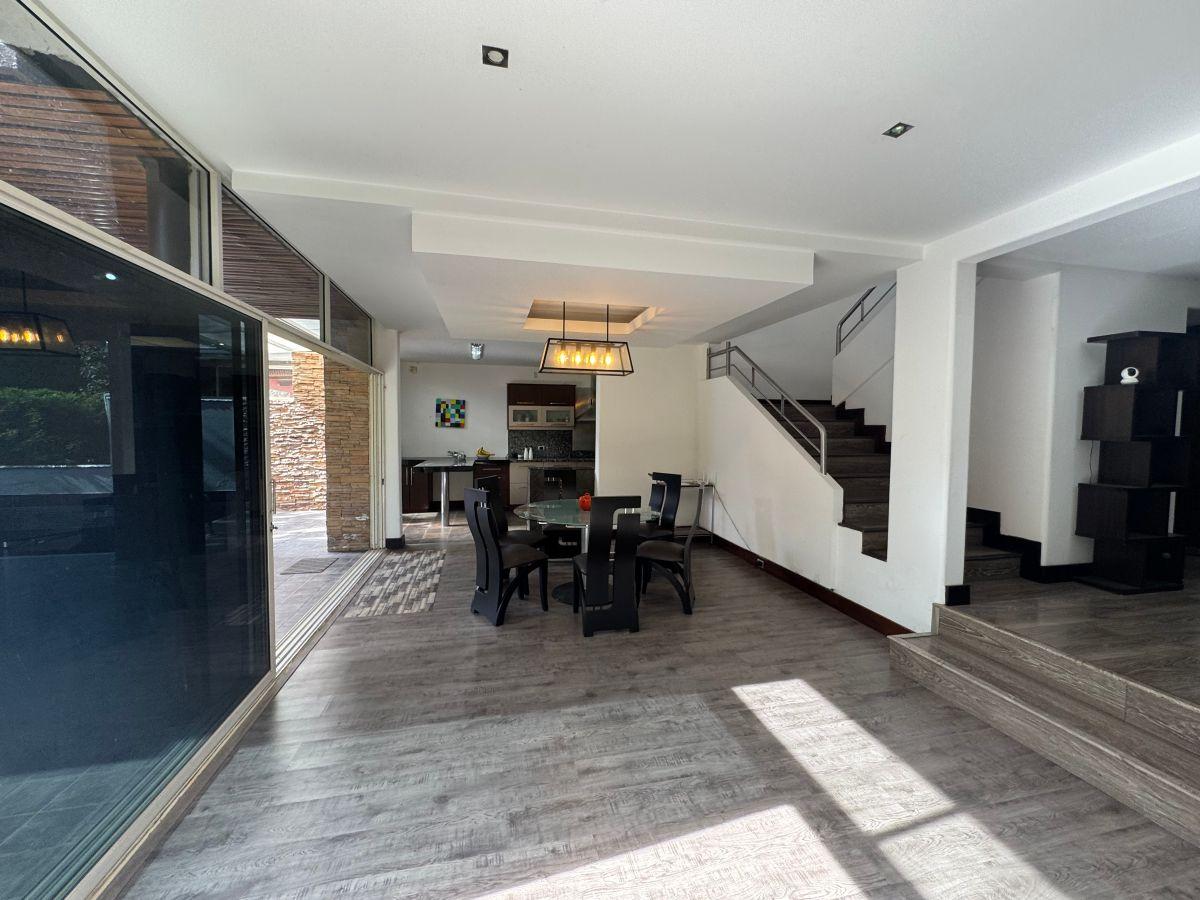 Vendo Casa en Tumbaco, 433 m², con Piscina, 4 Dorm. con Sus Baños, Lindas Terrazas! — imagen 10
