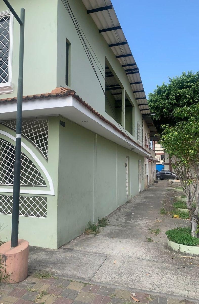 Excelente Retorno de Inversion, Rentera en Venta, Sauces 4, 2 Departamentos Mas Suite Independiente, Guayas — imagen 9