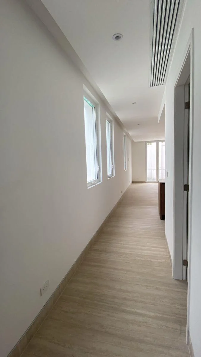 Exclusivo Townhouse en Renta o Venta en Urbanización Aires de Batan, Guayas — imagen 7
