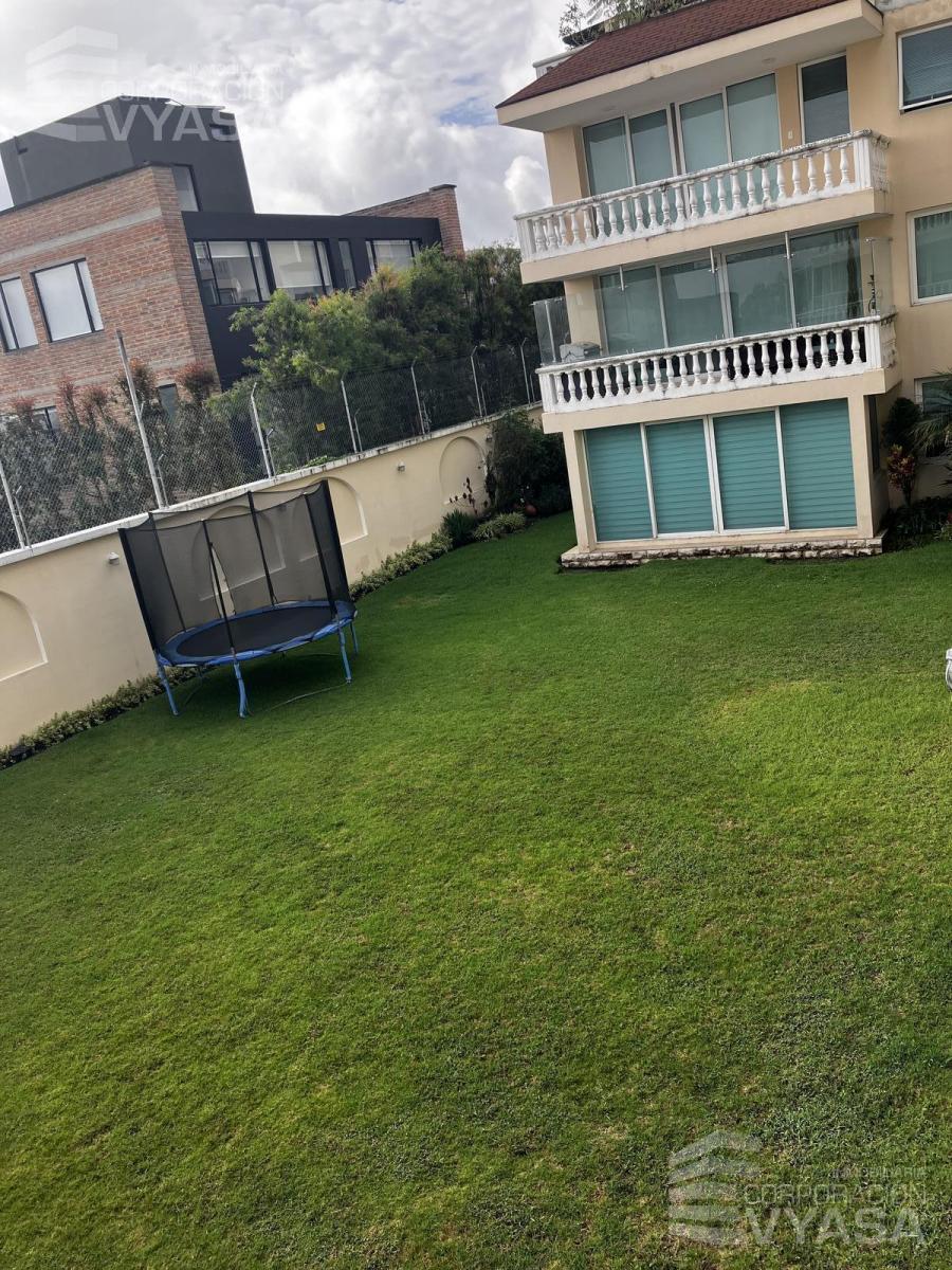 Cumbayá - Vista Grande, Departamento Duplex de 340 m² en Venta — imagen 9
