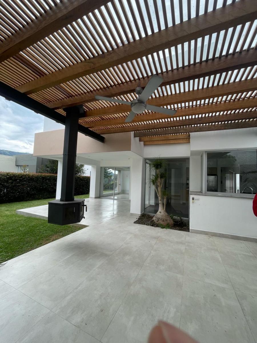 Casa en Cumbayá — imagen 7