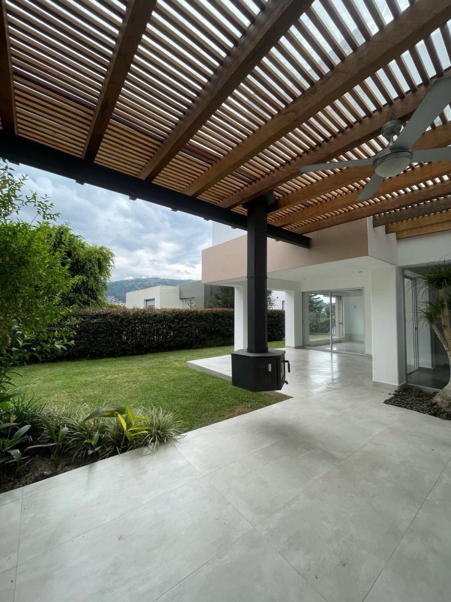 Casa en Cumbayá — imagen 6