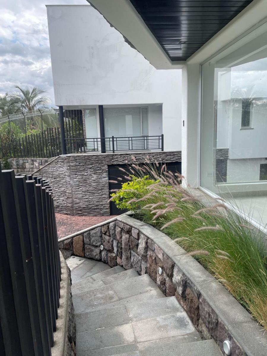 Casa en Cumbayá — imagen 5