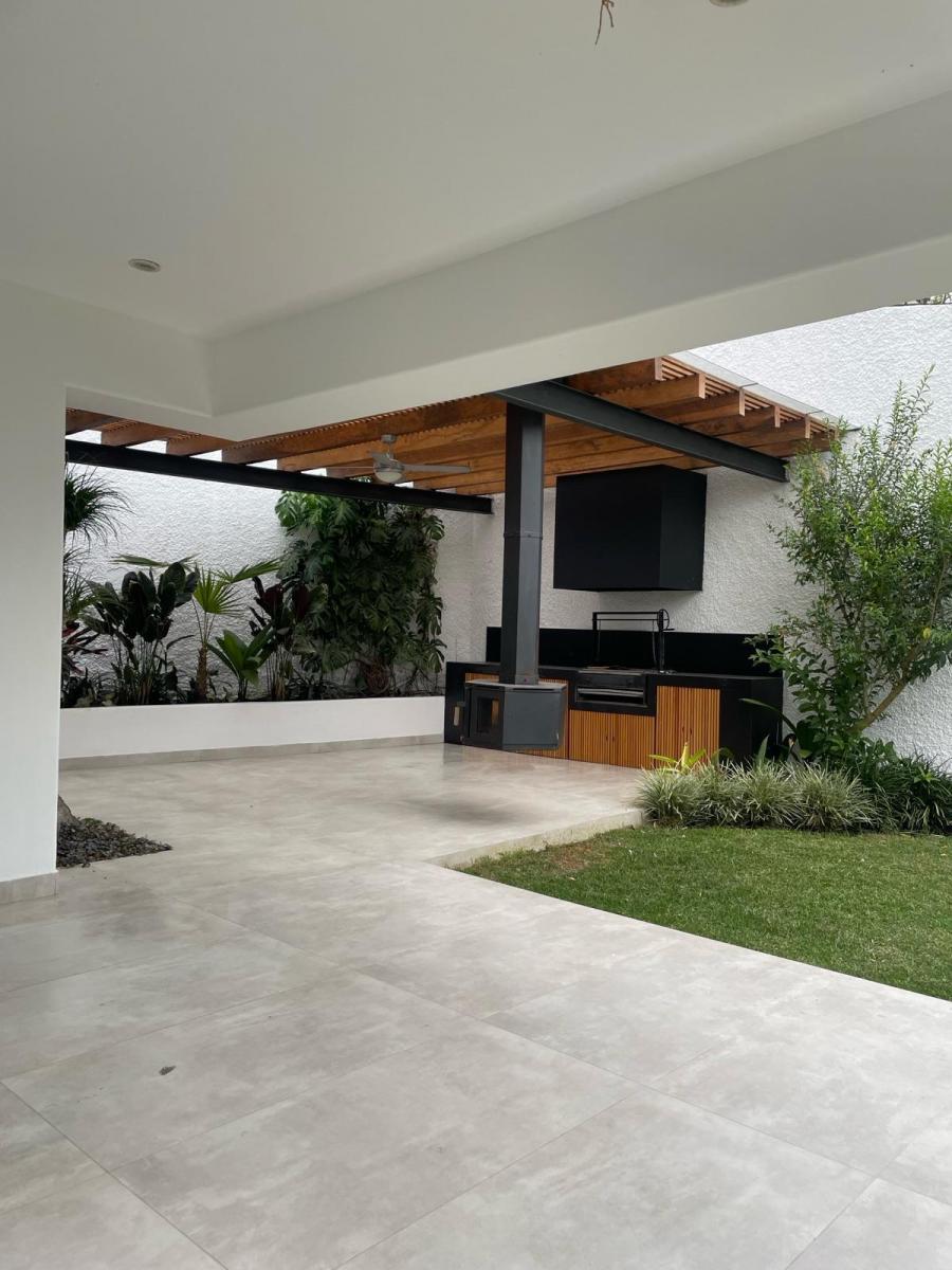 Casa en Cumbayá — imagen 3
