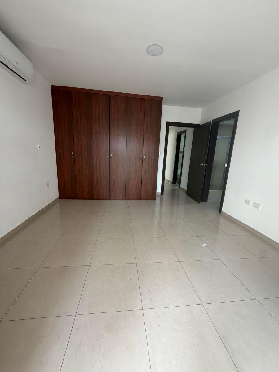 Urb Puerto Azul Departamento Planta Baja en Venta 2 Dorm. y Patio, Guayas — imagen 4