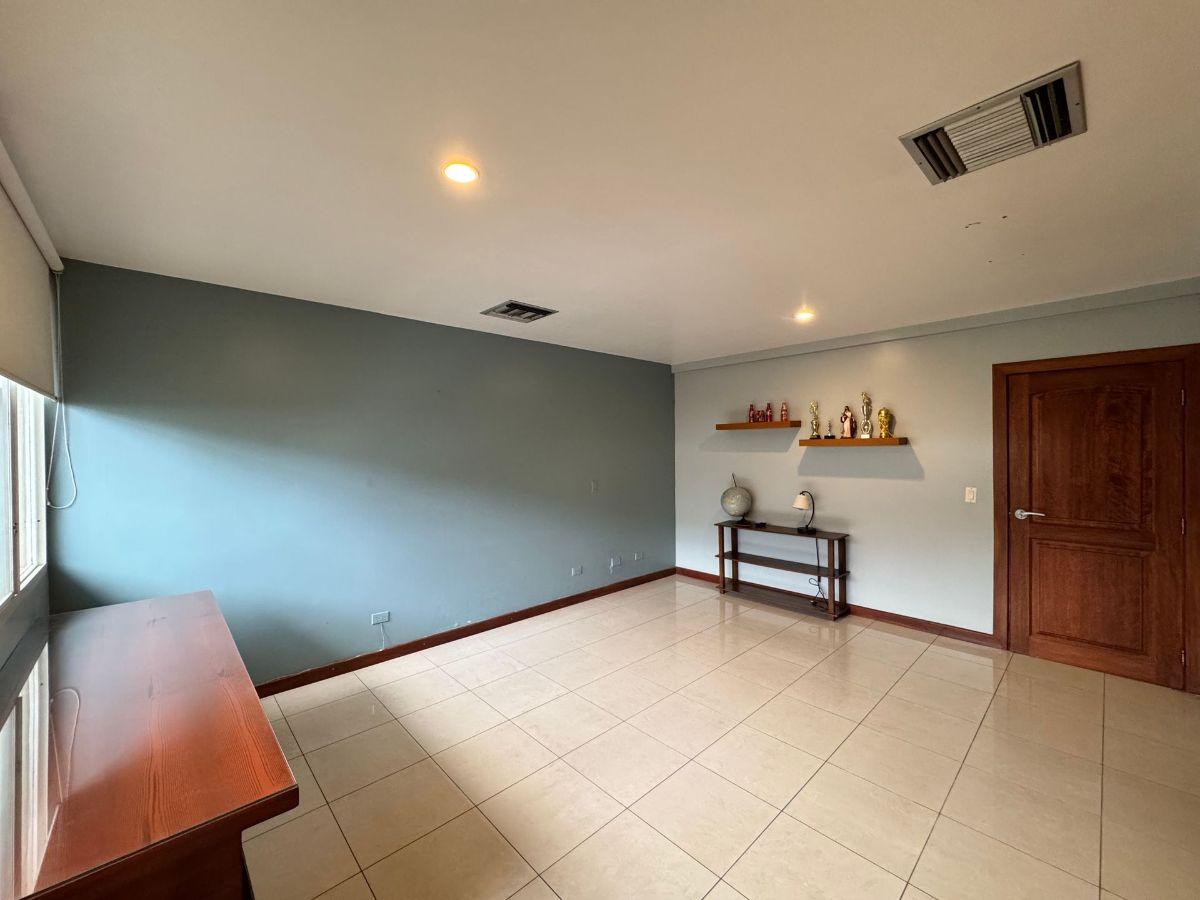 Casa en Venta – Santa Cecilia, Los Ceibos, Guayas — imagen 6