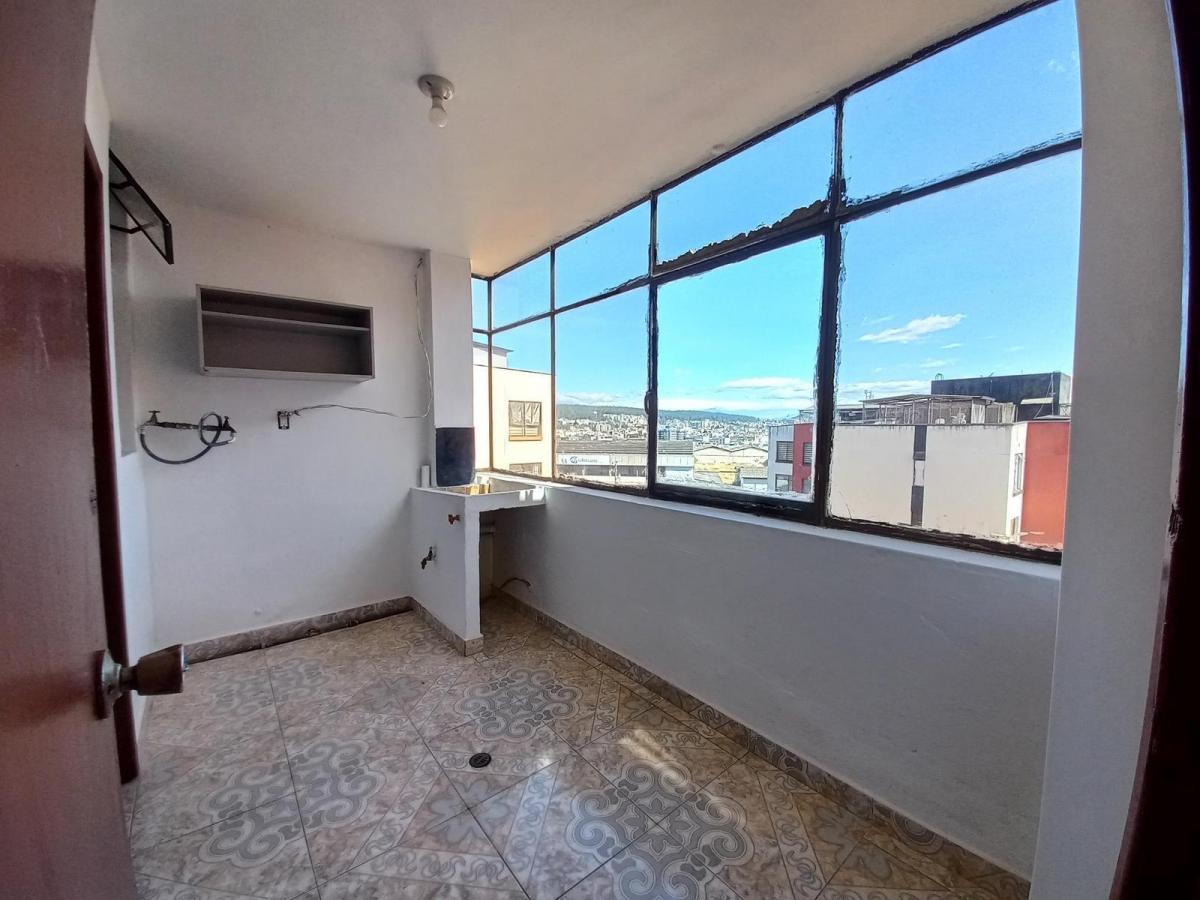 Venta Departamento 3 Habitaciones en La Kennedy - La Luz - Quito. Provincia de Pichincha — imagen 6