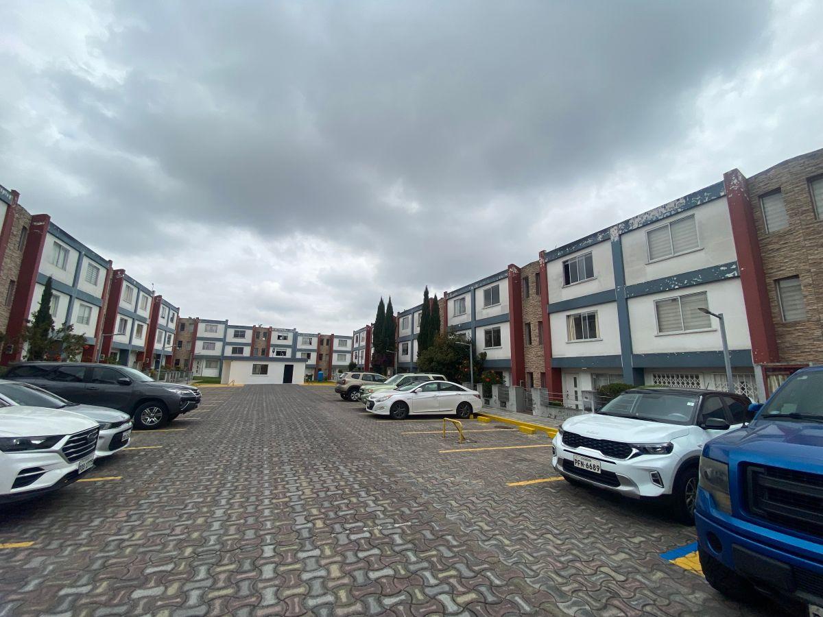 Casa de 150 m² con 4 Habitaciones en Venta en Calderón — imagen 10