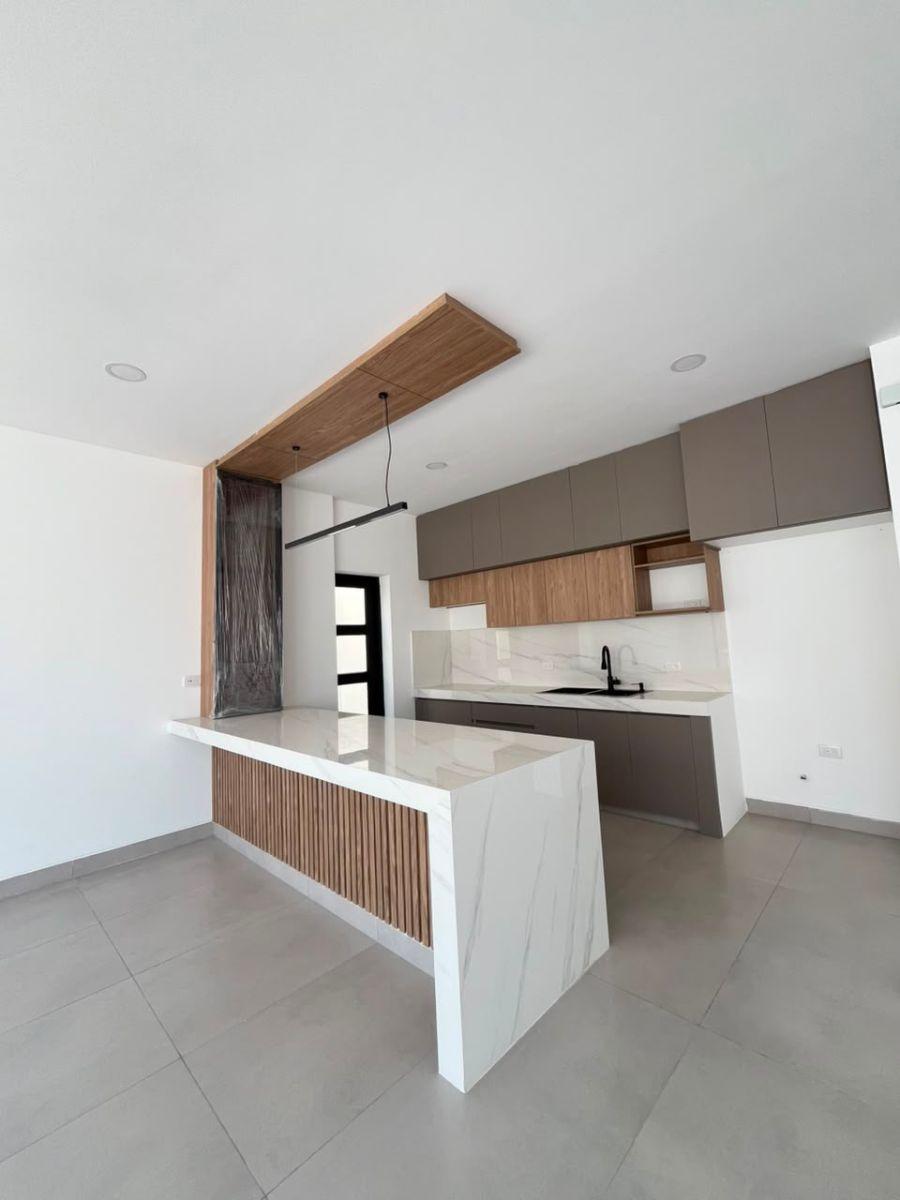 En Venta Casa de Estreno en Ciudad Celeste de 4 Dorm., Guayas — imagen 8
