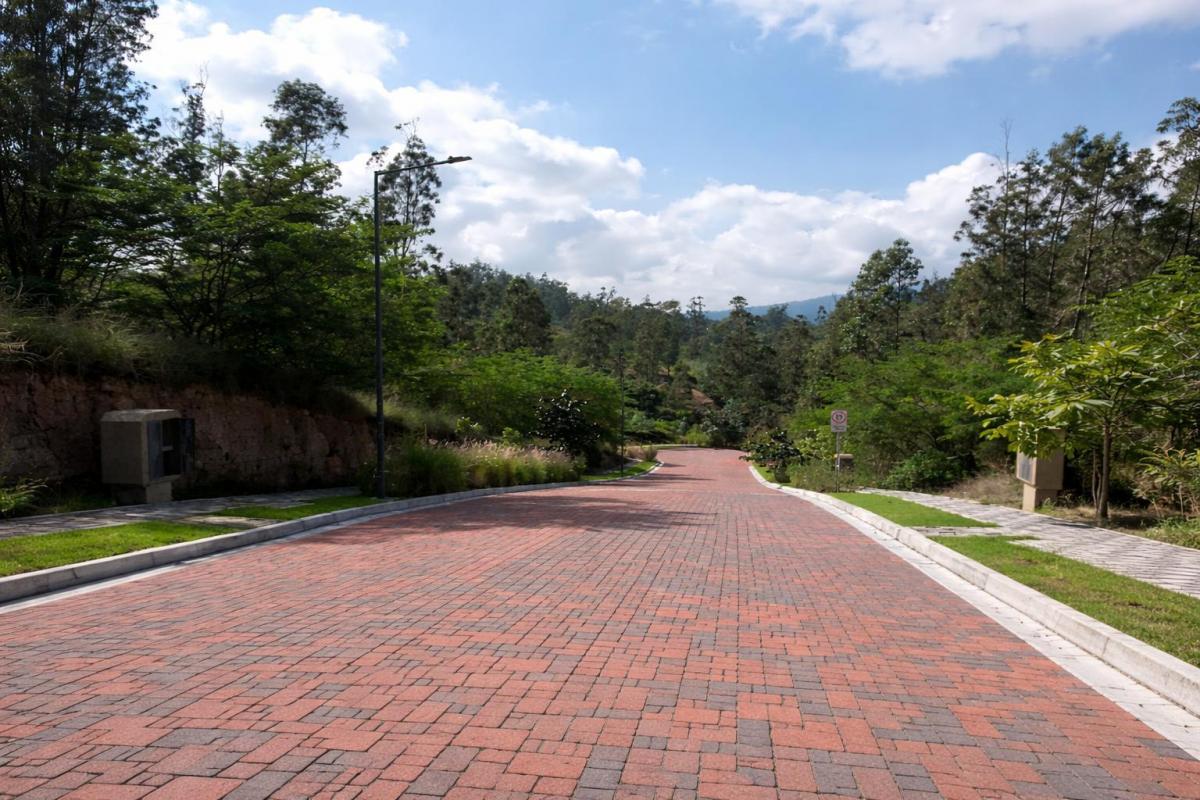 Terreno en Venta en Tumbaco en Rumikuna con Vista — imagen 10