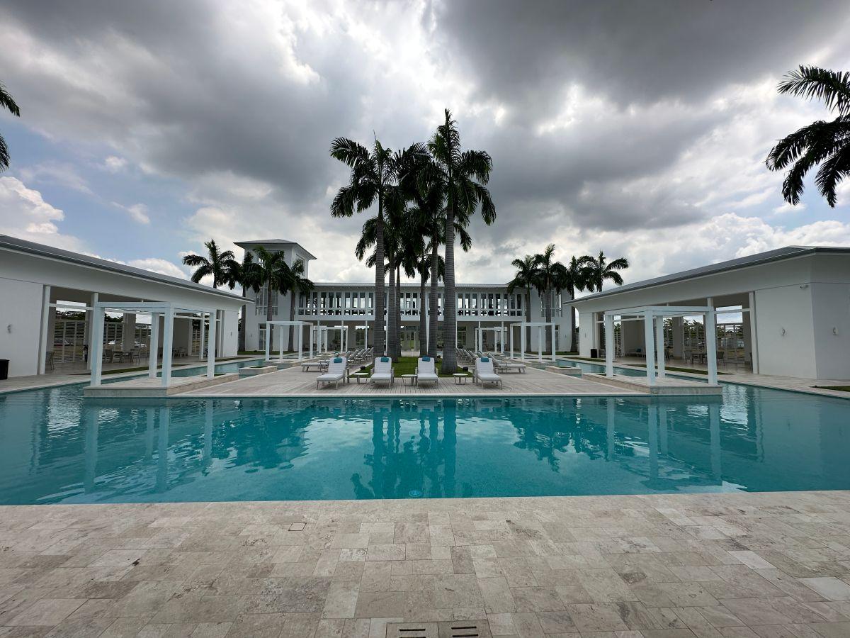 En Venta Casa de Estreno, 600 m² en Samborondon Km 9, Urbanización Parques de Batán, 4 Dorm., Guayas — imagen 6