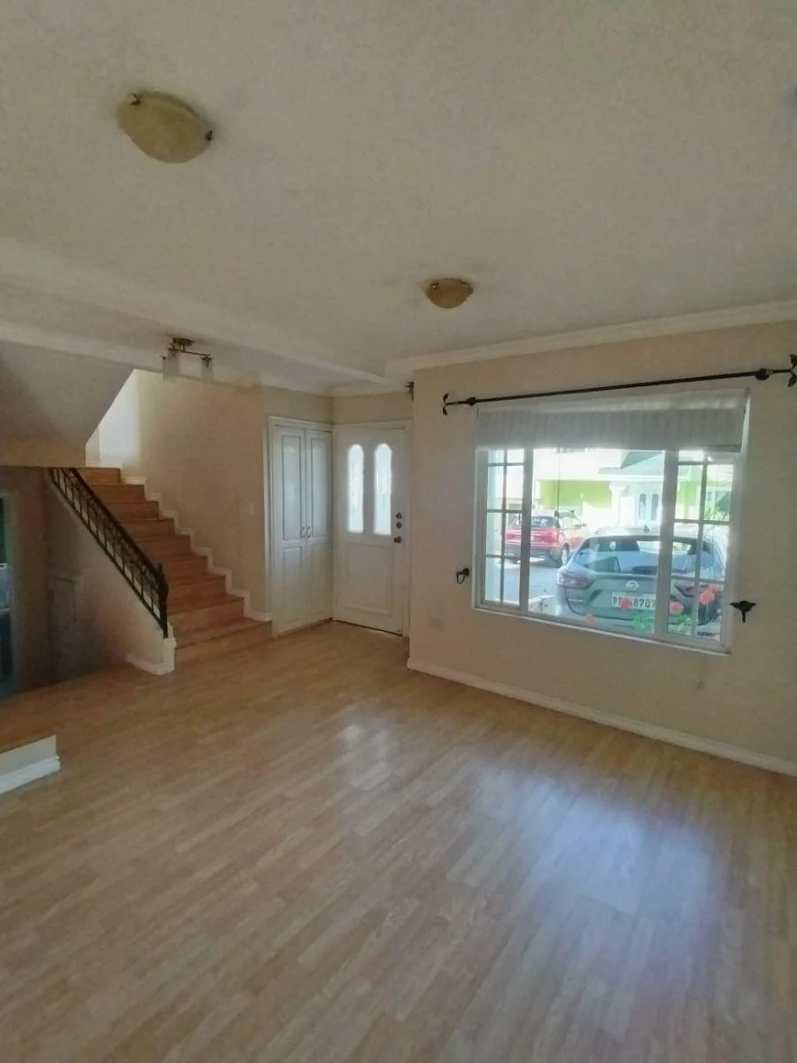 Casa en Venta - Conjunto Privado - Carcelen - Norte de Quito — imagen 3