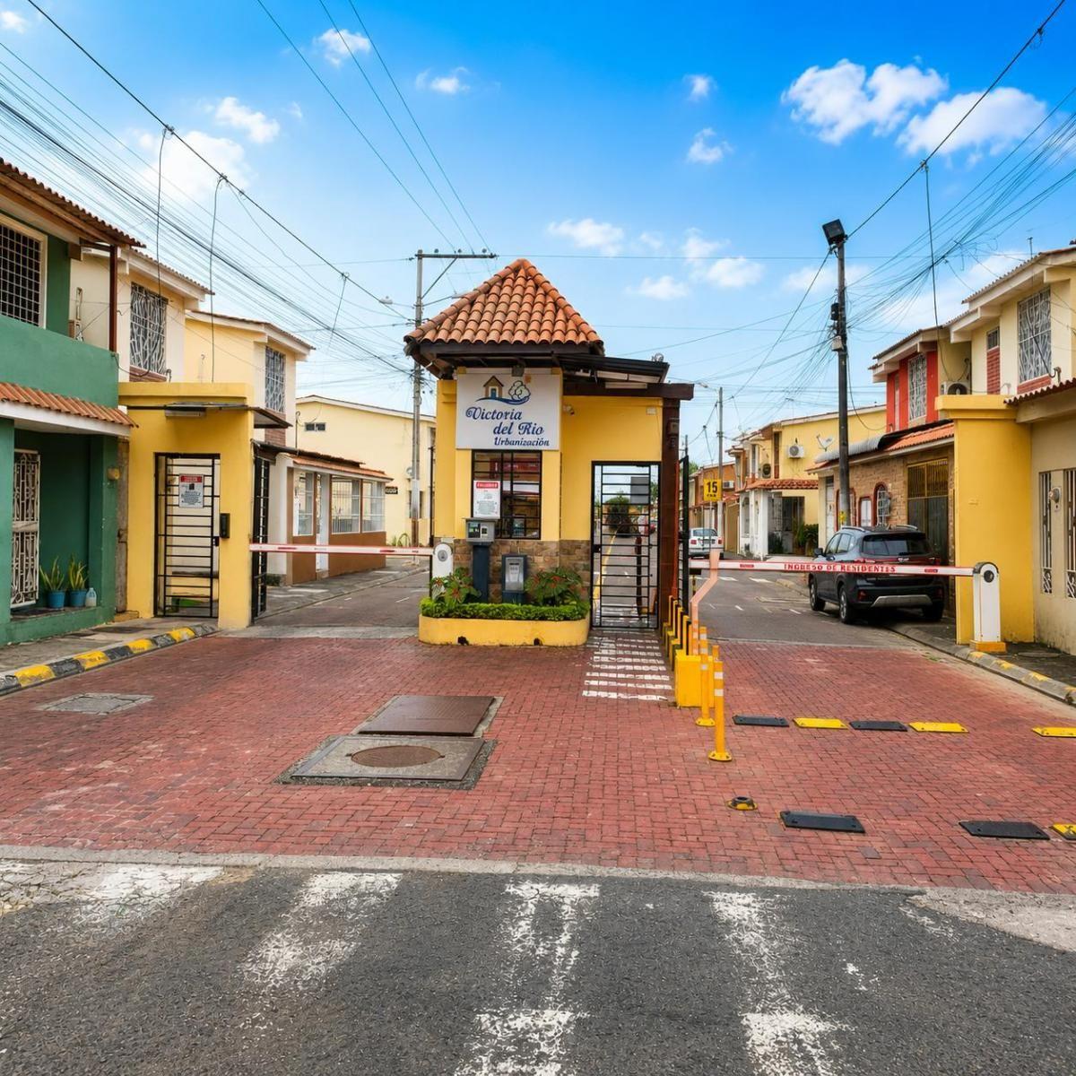 Casa de 3 Habitaciones con Poco Uso | Victoria del Río, Mucho Lote 2 | Seguridad y Áreas Sociales, Guayas — imagen 8