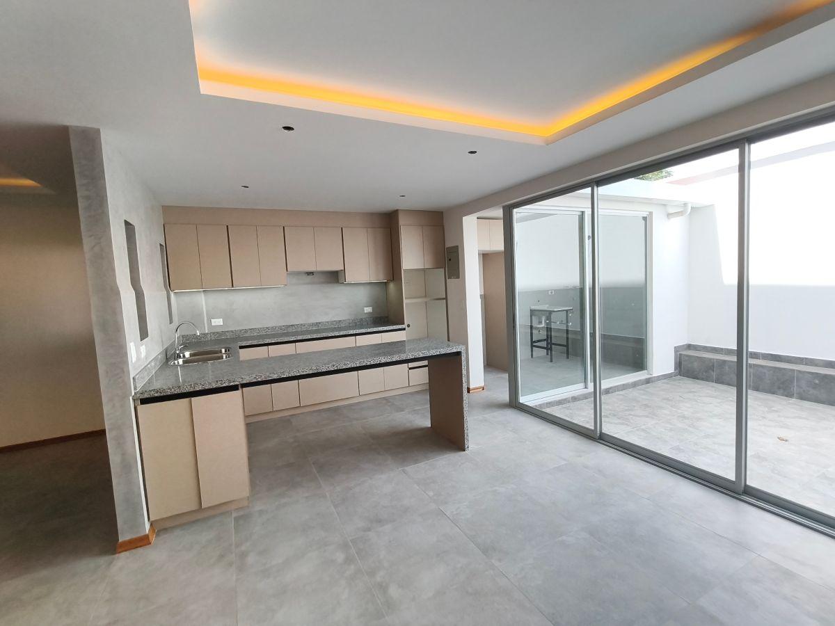Conocoto - Vendo Casa Amplia por Estrenar de 3 Dorm. con 175 m² — imagen 10