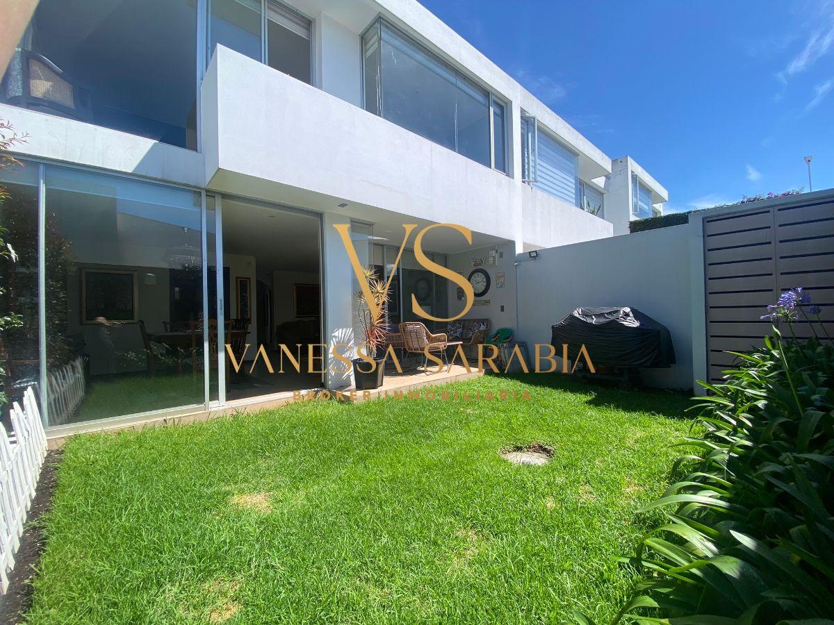 Casa con 3 Dorm. en Venta en Cumbayá — imagen 10
