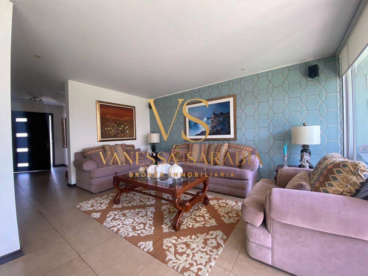 Casa con 3 Dorm. en Venta en Cumbayá — imagen 8