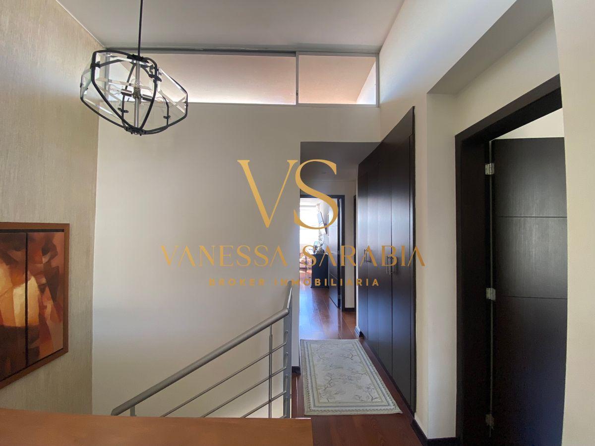 Casa con 3 Dorm. en Venta en Cumbayá — imagen 5