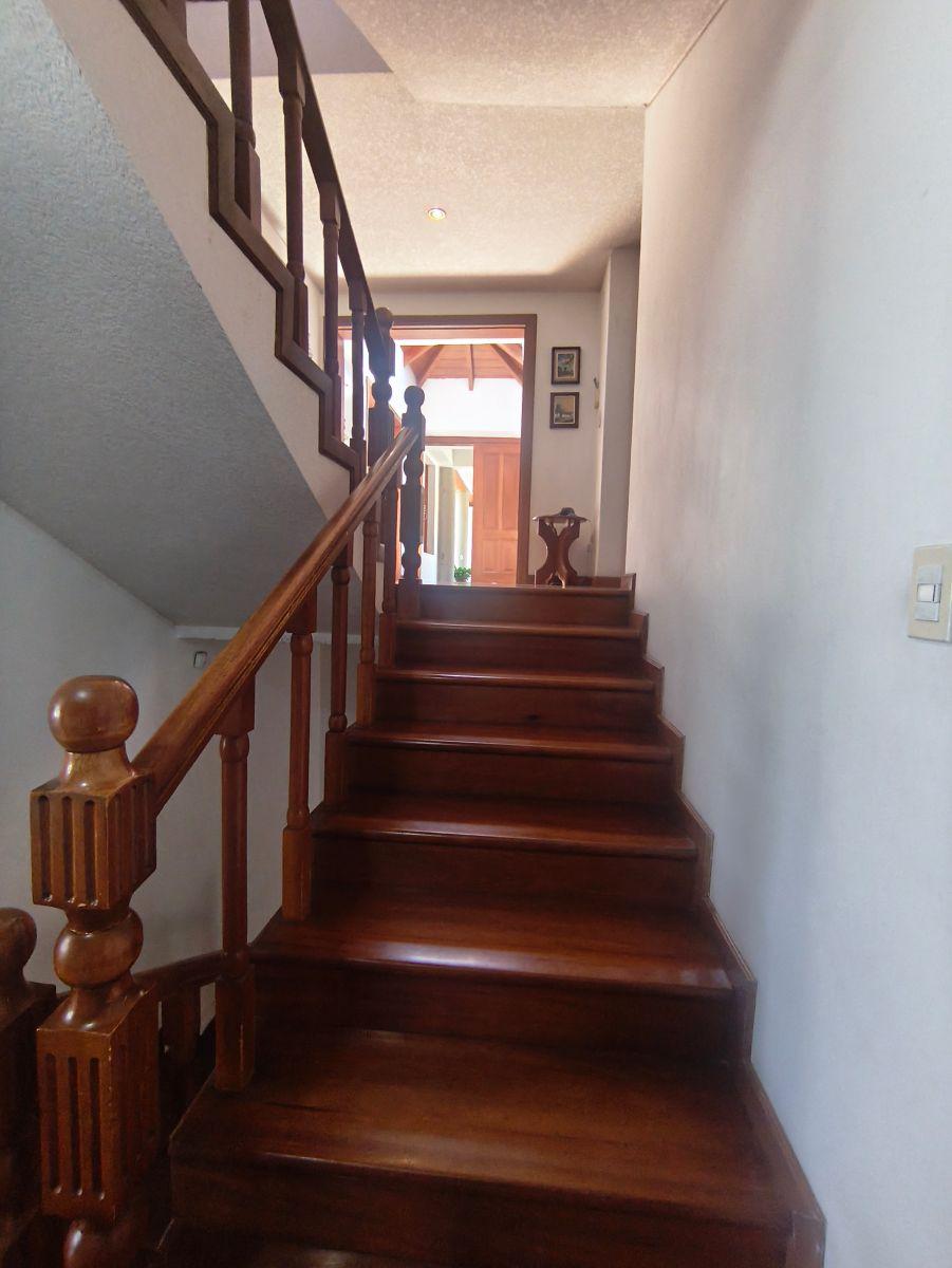 Venta Casa Cumbayá Urbanización, 5 Dorm. y Una Mini Suite Independiente $420.000 — imagen 7