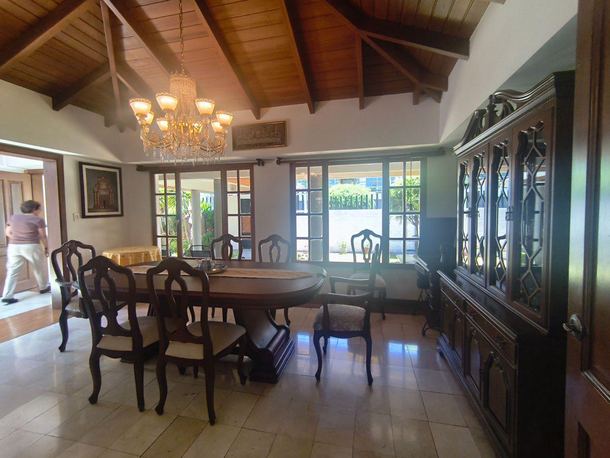 Venta Casa Cumbayá Urbanización, 5 Dorm. y Una Mini Suite Independiente $420.000 — imagen 4